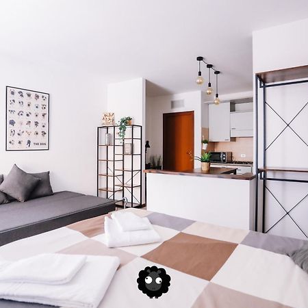 Alzano LombardoFlat Mazzini 6アパートメント エクステリア 写真